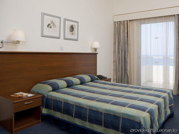 Sentido Kouzalis Beach Hotel Protaras Habitación foto