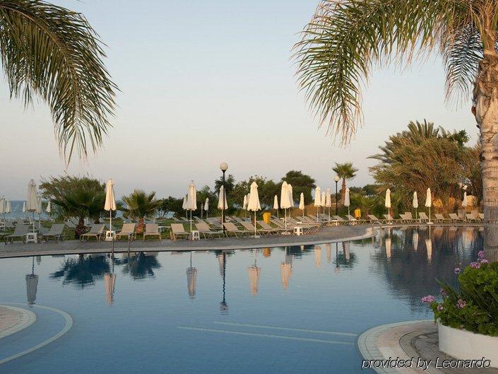 Sentido Kouzalis Beach Hotel Protaras Facilidades foto